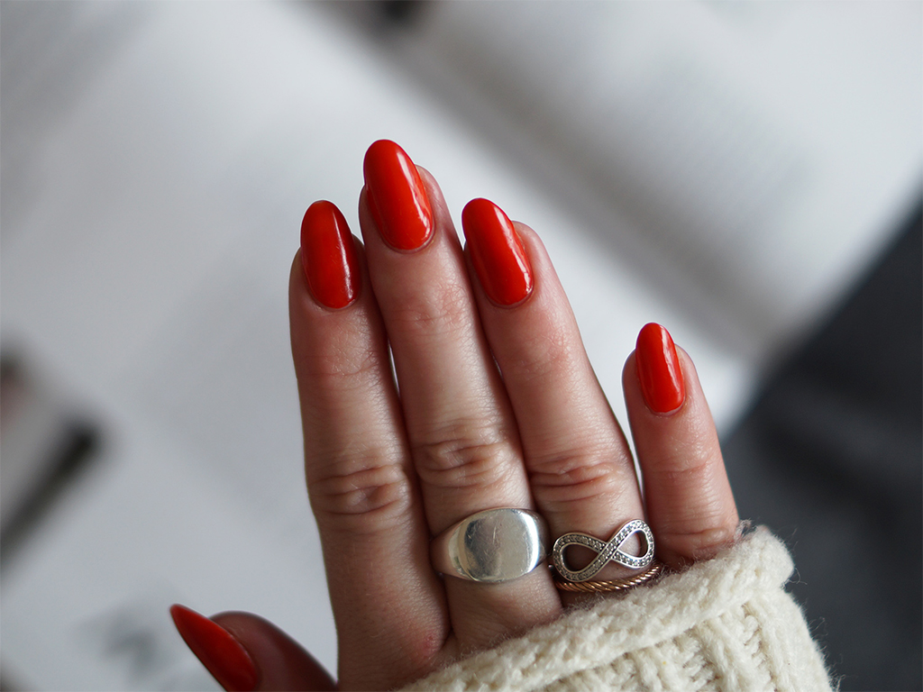 Nail Colors That Teachers Can Wear to School